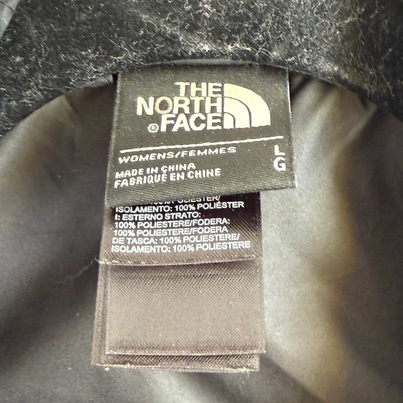 NWOT North Face vest - Picture 2 of 3